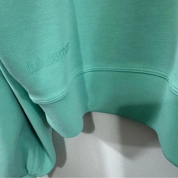 Lululemon Perfectly Oversized Cropped Crew Softstreme sweatshirt FLAW Read - Picture 4 of 12